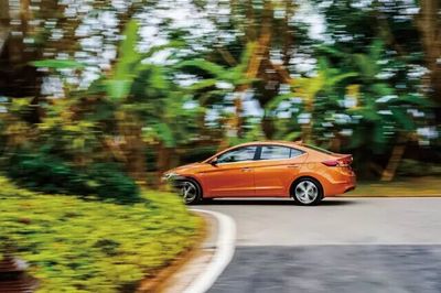 驾驭未来 汽车杂志的演变与价值